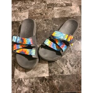 Chaco's 8m women's Chillos tie dye slides
